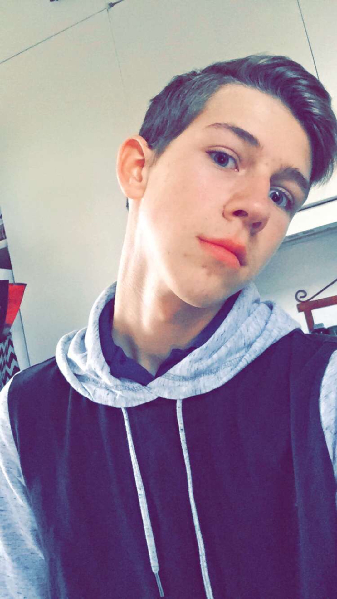 Twink_Self_Pic